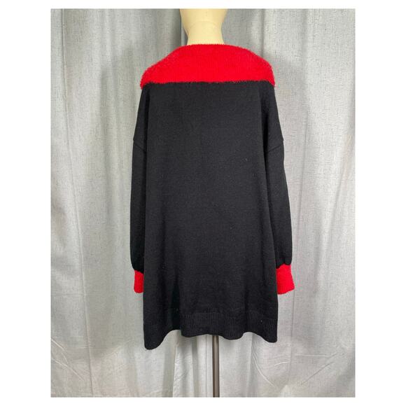 La Llama Plus Size, Ugly Christmas Sweater, Adorned with Tassels and Sequence - Picture 4 of 6